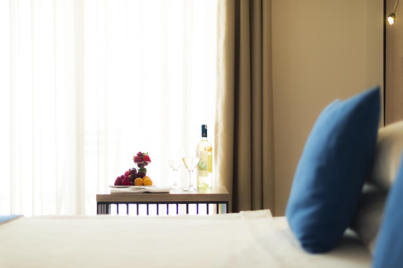 LIV Hotel by Bellazure Akyarlar Buitenkant foto