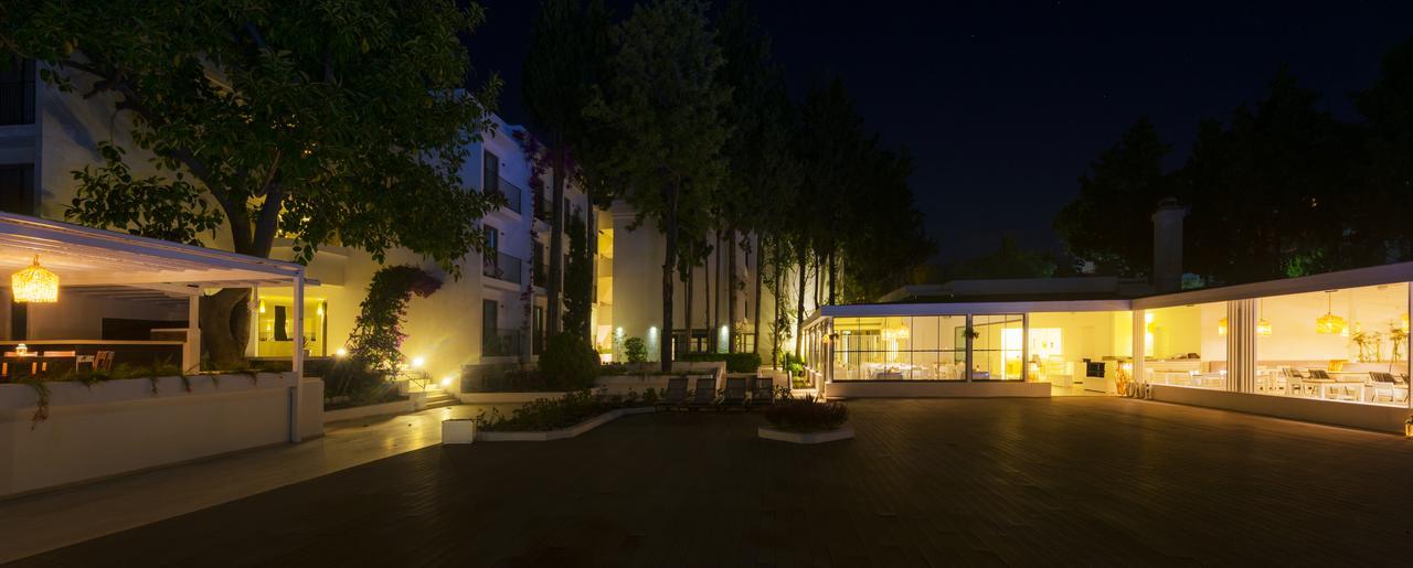 LIV Hotel by Bellazure Akyarlar Buitenkant foto